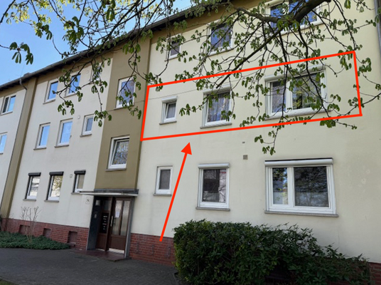 Eingang / Vorderansicht 