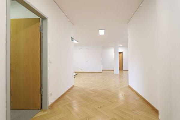 G012-2023_Diele_Flur_Ansicht_1