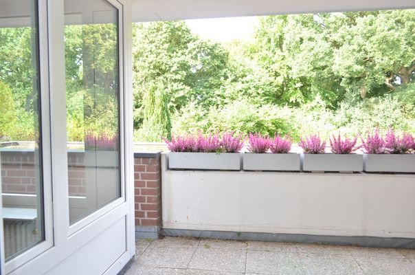 Überdachte Loggia mit traumhaftem Ausblick