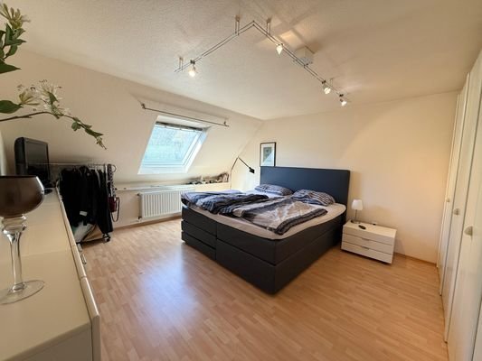 Schlafzimmer 1 OG