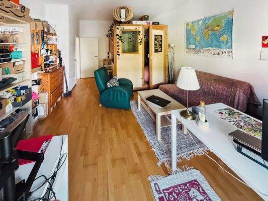 Kinderzimmer Blick zum Flur