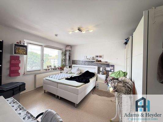 Schlafzimmer, 2.OG, Bild 1