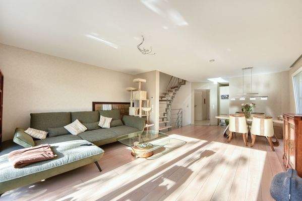 Wohnen zum Treppenhaus