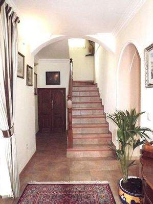 FLURBEREICH UNTERER WOHNBEREICH