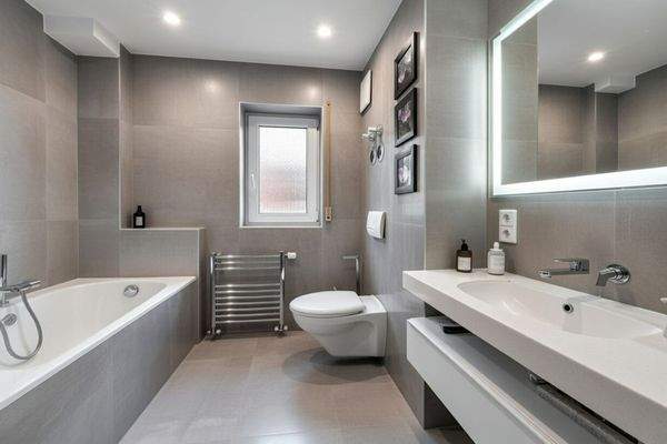 Bad digital eingerichtet