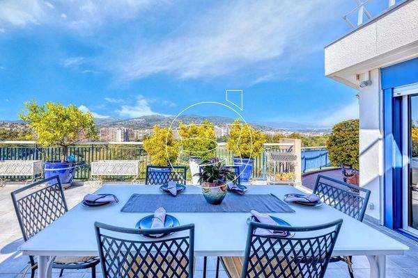  Mandelieu-la-Napoule