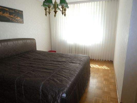 Schlafzimmer a.JPG