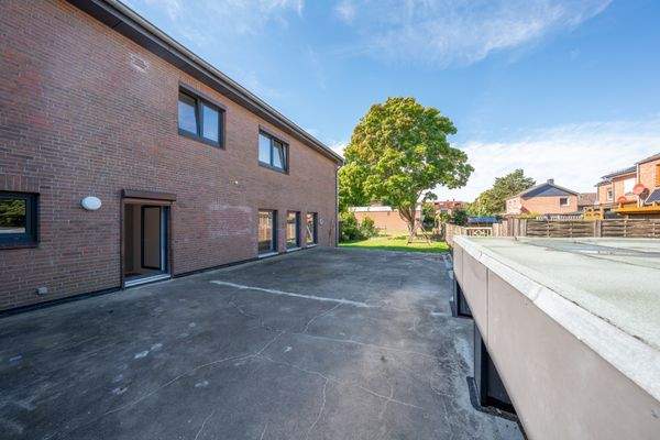 Terrassen- / Rückansicht