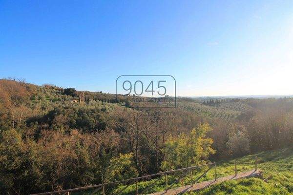 Einzigartiges toskanisches Landhaus in Vinci – traumhafte Lage mit Panoramablick