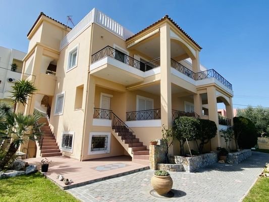 Kreta, Kalyves: Immobilie mit atemberaubender Aussicht zum Verkauf