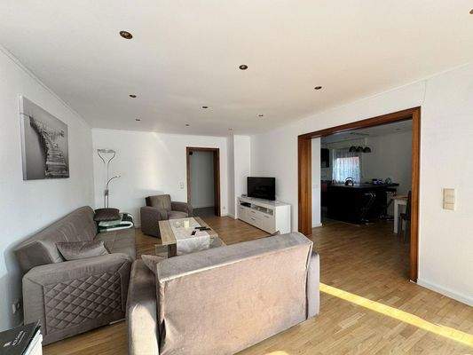 Wohnzimmer mit Blick Esszimmer