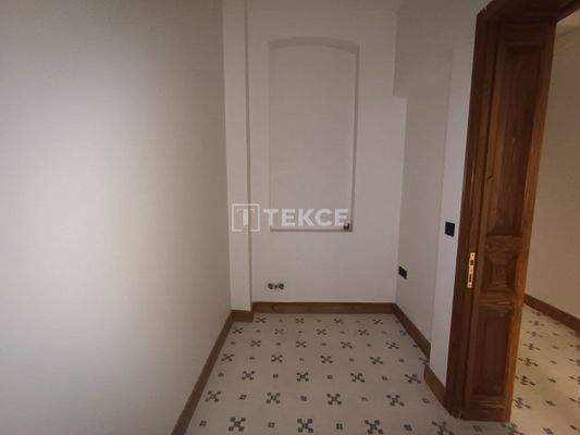 2- Bedroom Apartment Near the Galata Tower in İstanbul