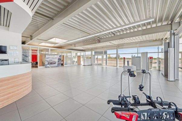 Verkaufsfläche/Ausstellung