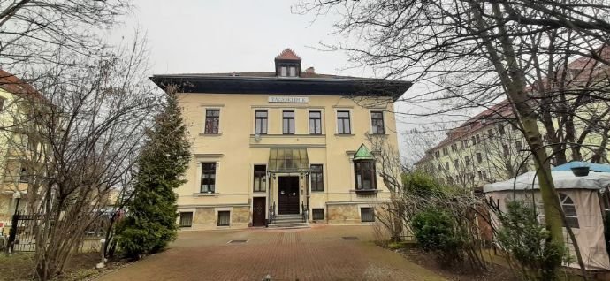 Wohnen & arbeiten in historischer Villa in Dresden Strehlen!