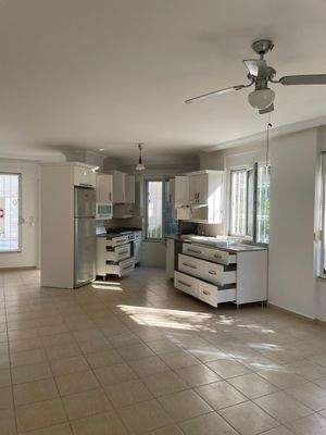 EBK - Wohn- und Essbereich