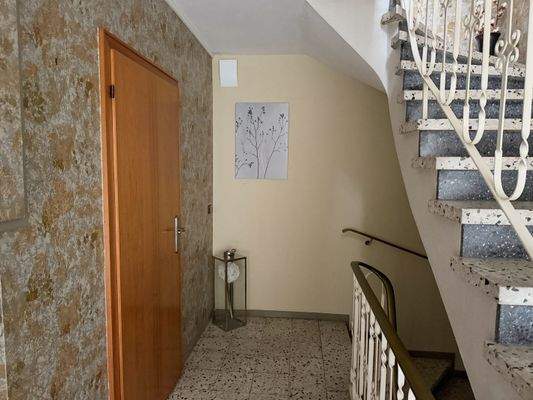 Zugang EG zum Keller