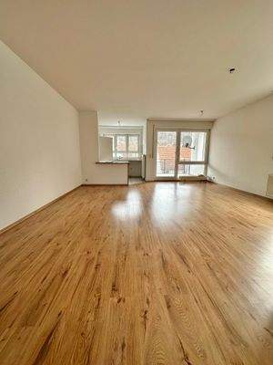 Wohn- und Esszimmer.jpg