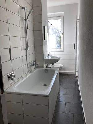 Beispiel Bad mit Wanne