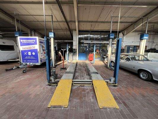 c3e1dc1b-d678-4c78-914a-9cbb1e62ea8c-1849367967