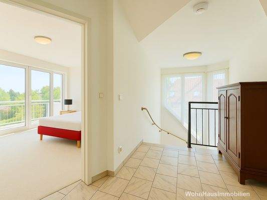 Flur und Schlafzimmer