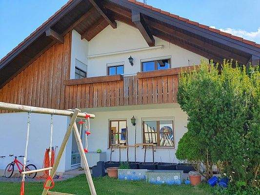 Einfamilienhaus mit Einliegerwohnung