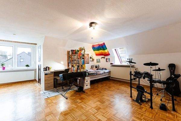 Schlafzimmer - Wohnzimmer OG