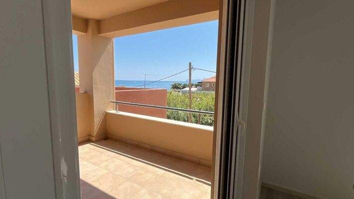 Kreta, Maleme: Villa am Meer zu verkaufen - Teil einer Anlage