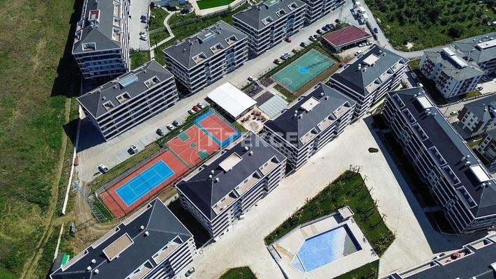 Apartments in a Complex with Extensive Amenities in Yalova