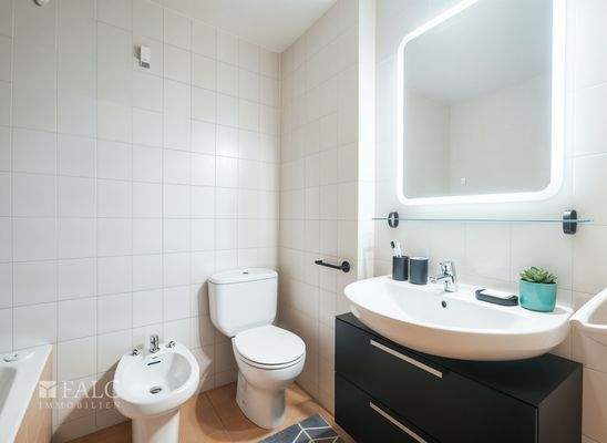 Badezimmer - (KI generiert)