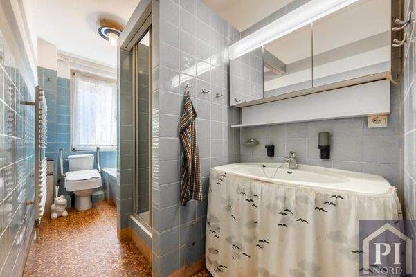 Badezimmer im Erdgeschoss