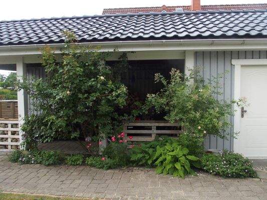 Carport mit Nebenraum