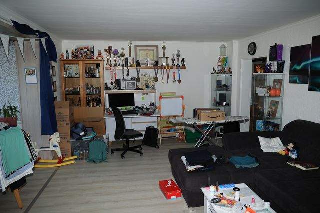 Buchholz, 92m², große Räume, schöne Aufteilung - Photo 2