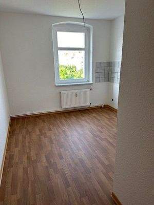 Metzer 4-3-Raumwo. 7-2025_OG2 (4).jpg