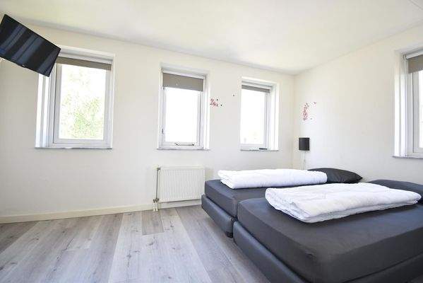 Freistehendes-Ferienhaus-auf-Cape-Helius-Hellevoetsluis031