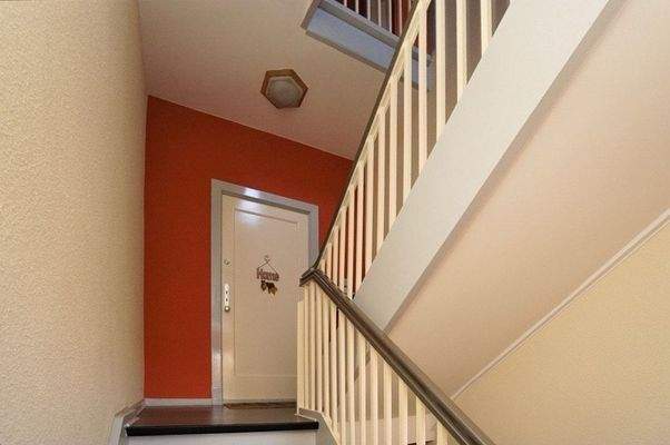 Wohnungseingang OG links