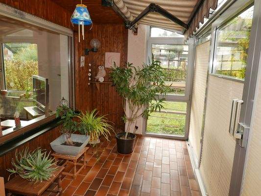 überdachte Terrasse