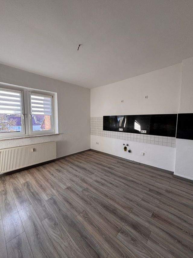 Schöne 3-Raum Wohnung in Finne OT Lossa zu vermieten - Photo 1