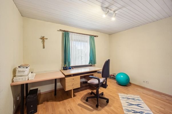 Schlafzimmer 1/Homeoffice