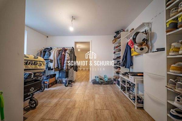 Durchgangszimmer / Erdgeschoss