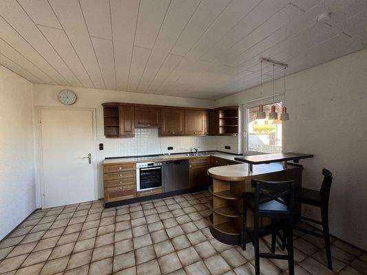 Küche mit Essbereich