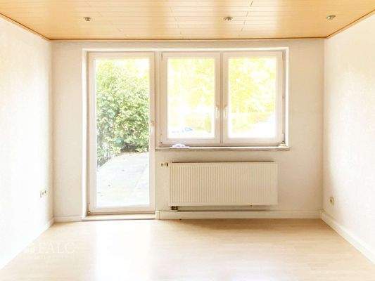 Wohnzimmer mit Terrasse