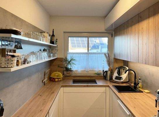 Ihre neuwertige Küche