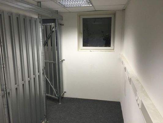 Kellerabteil Eingang