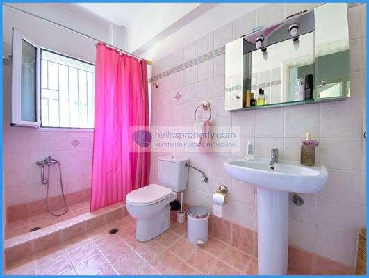 5d0f05053a3f48b8972d8487d8f3839f-original