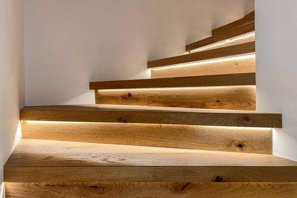 hochwertige Schreinerarbeiten