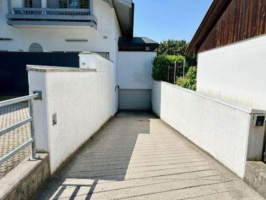 Einfahrt Tiefgarage