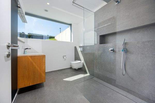 Bad Einliegerwohnung