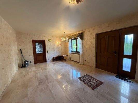 Entrèe / Eingangsbereich