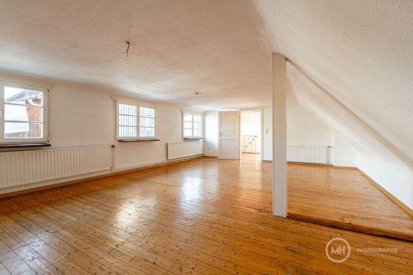 flexibel zu gestaltener Raum im DG