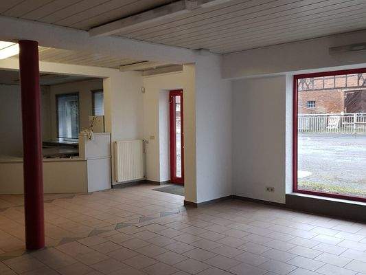 Hauptgebäude: Erdgeschoss